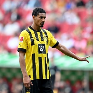 九游电竞-官方：乌德勒支从多特签下前锋阿莱，双方签约1年